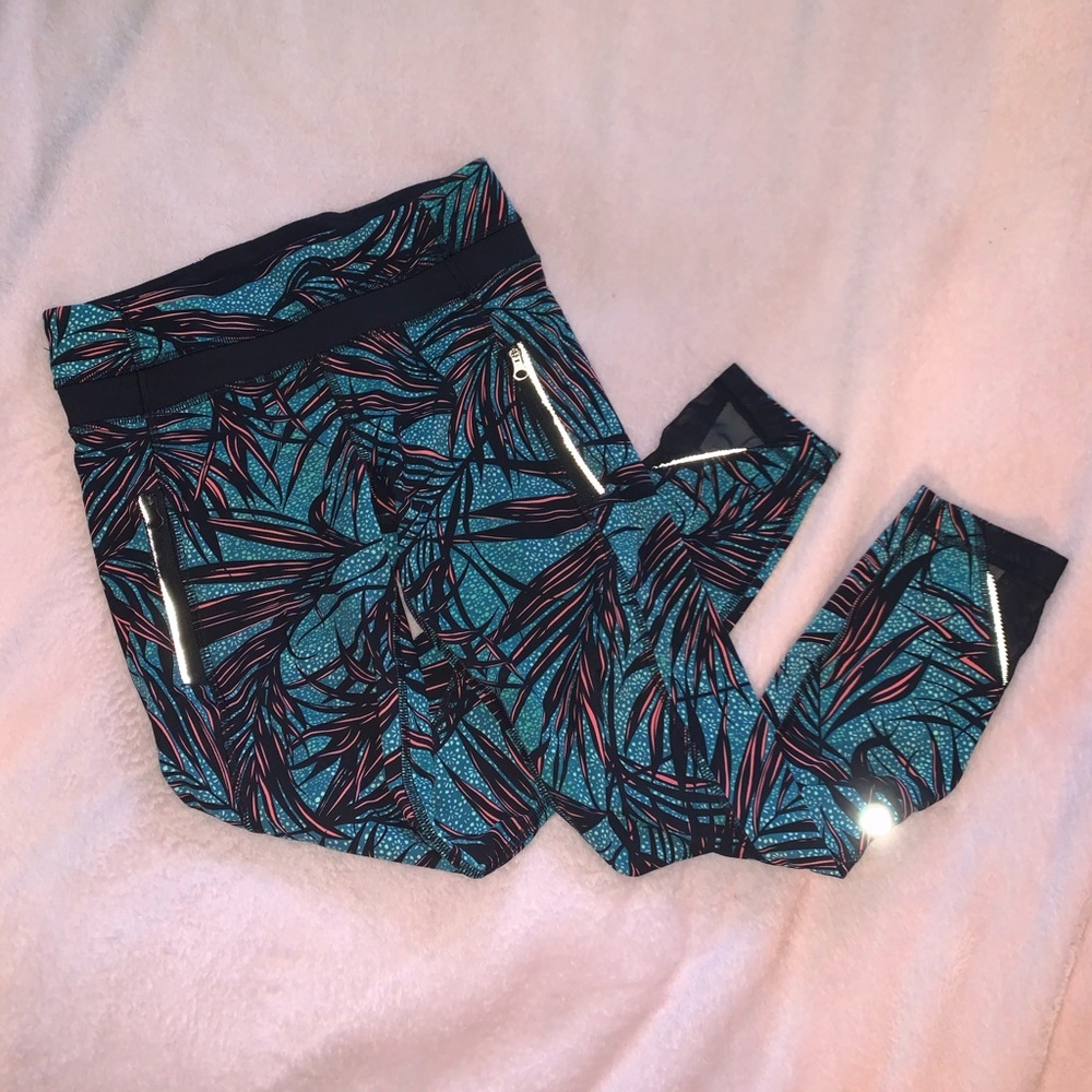 ❌SOLD❌lululemon palm tree leggings